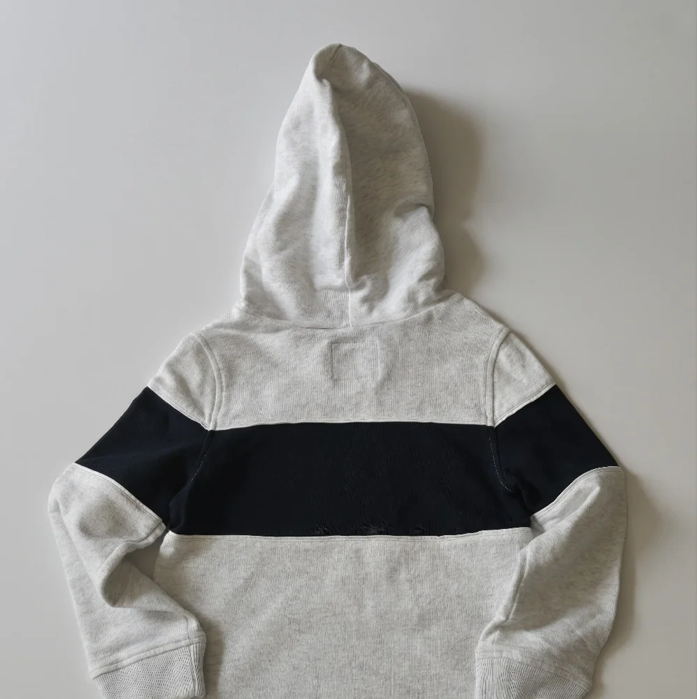 OshKosh/Gray and‎ Blue Hoodie/Size 6/6A